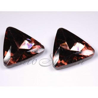 Кристалл ювелирный "Треугольник" 18х18мм (стекло) RGLA-Q008-18x18mm-M цв.04